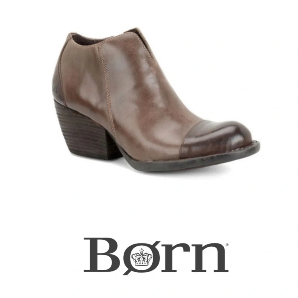 Born Keya Brown Distressed Leather Side Zip Ankle Boots Size 9.5 NWT